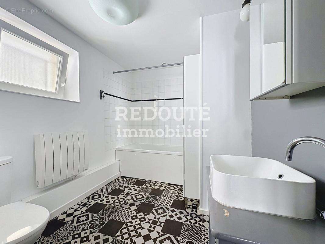 Luton - appartement de type avec jardin et dependance - photo 3