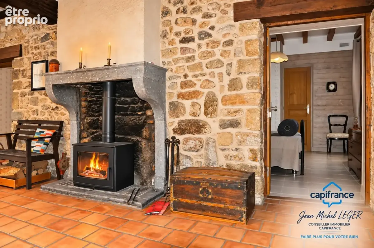  Lieu rare : maison de caractère en pierre proche du Lac du Rousset 71 – potentiel gîte - photo 6
