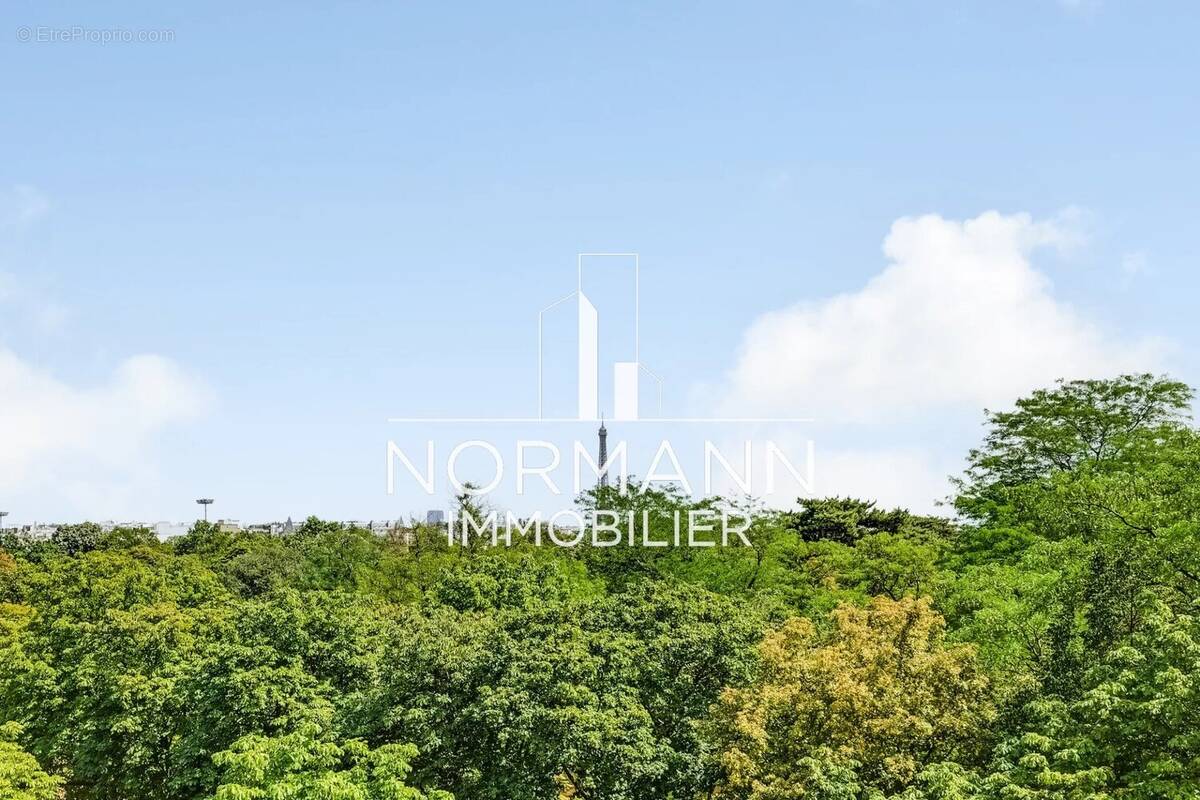 Appartement à NEUILLY-SUR-SEINE
