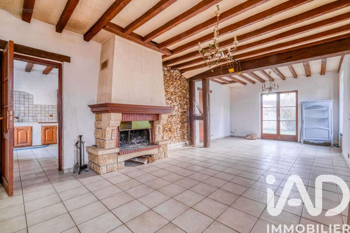 Photo 2 - Maison à MOUROUX