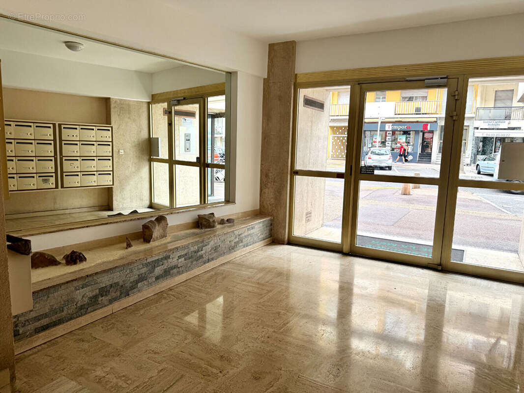 Appartement à CAGNES-SUR-MER