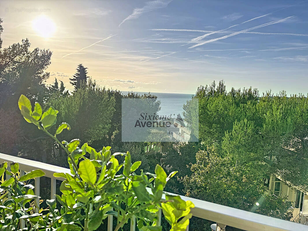 Appartement à SIX-FOURS-LES-PLAGES