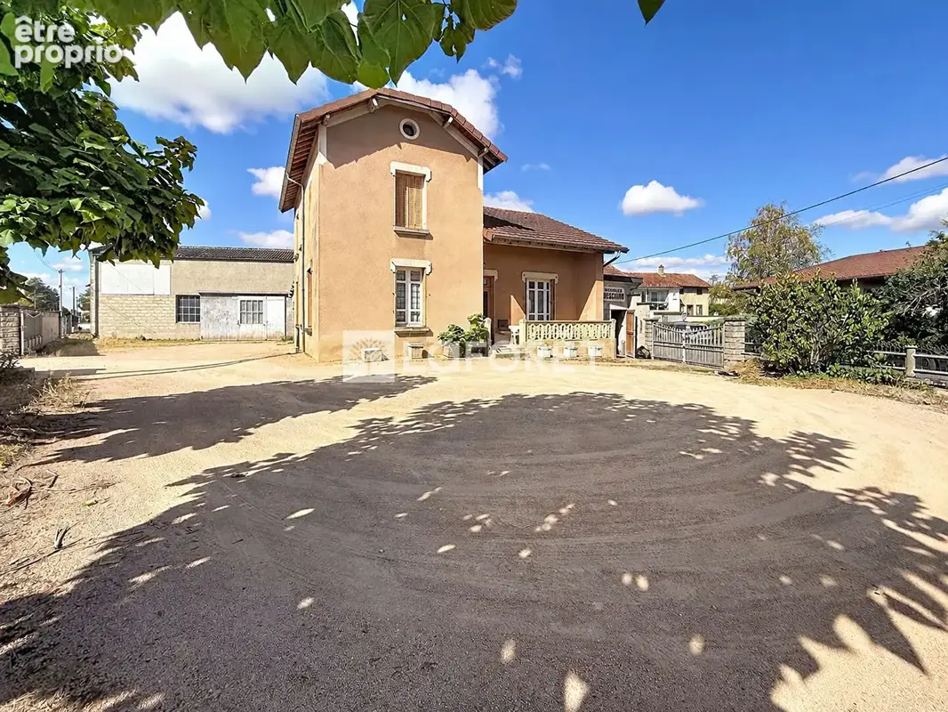 Maison centre montrevel en bresse - photo 2