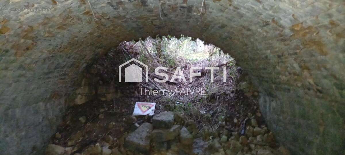 Photo 2 - Terrain à MANTRY