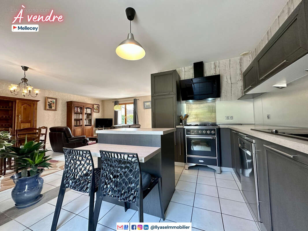 Maison 4 pièces  2 CH + 1 BR  96 M2  760 M2  1 GARAGE - photo 15
