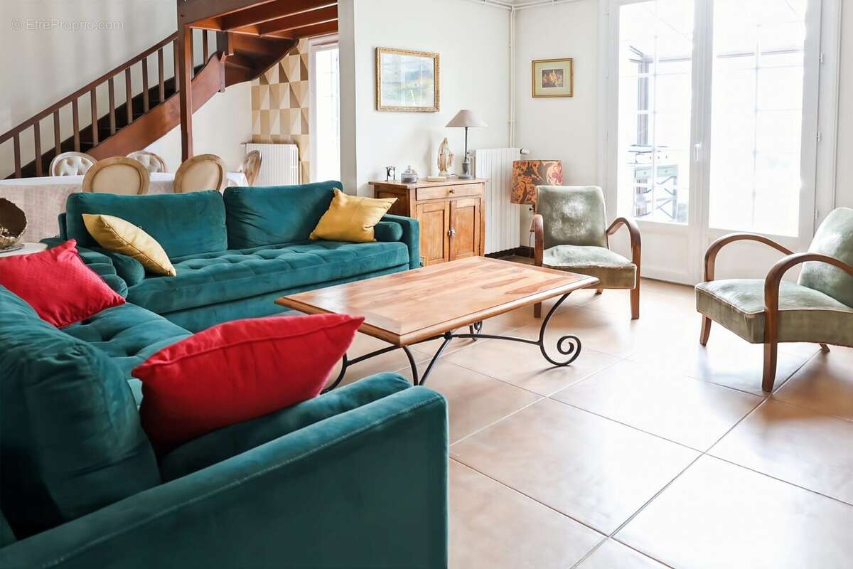 Maison à VIEILLEVIGNE