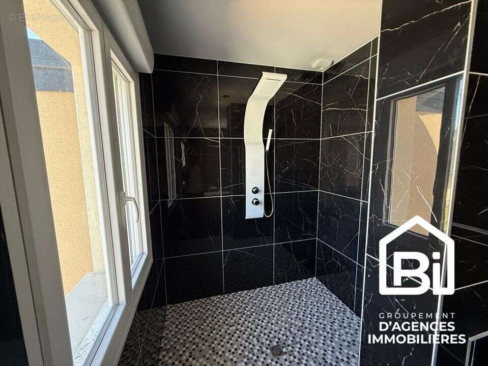 Maison à GOUSTRANVILLE