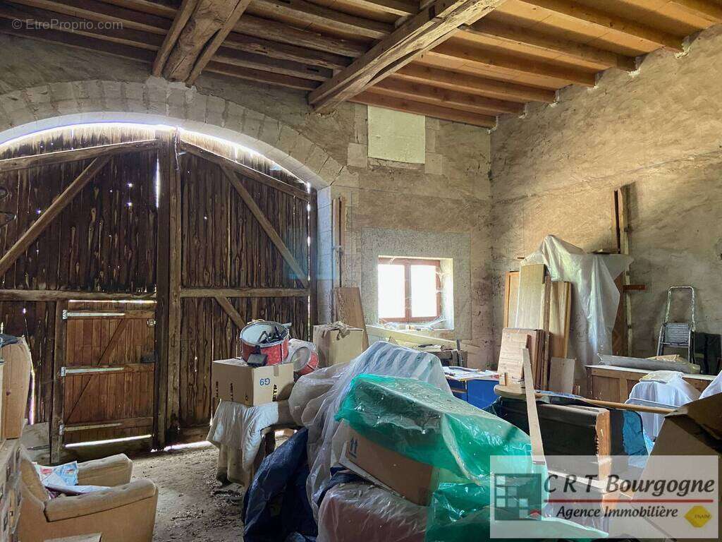 Maison 7 pièces 215 m² Ouanne - photo 30