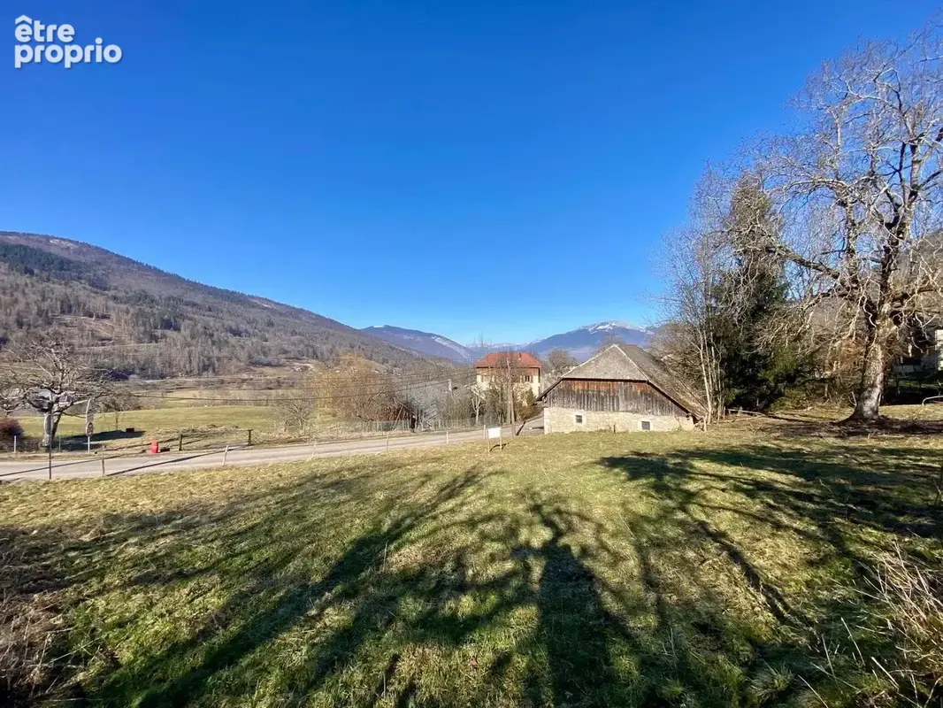 Terrain constructible 1245 m² au Noyer 73340 - photo 2