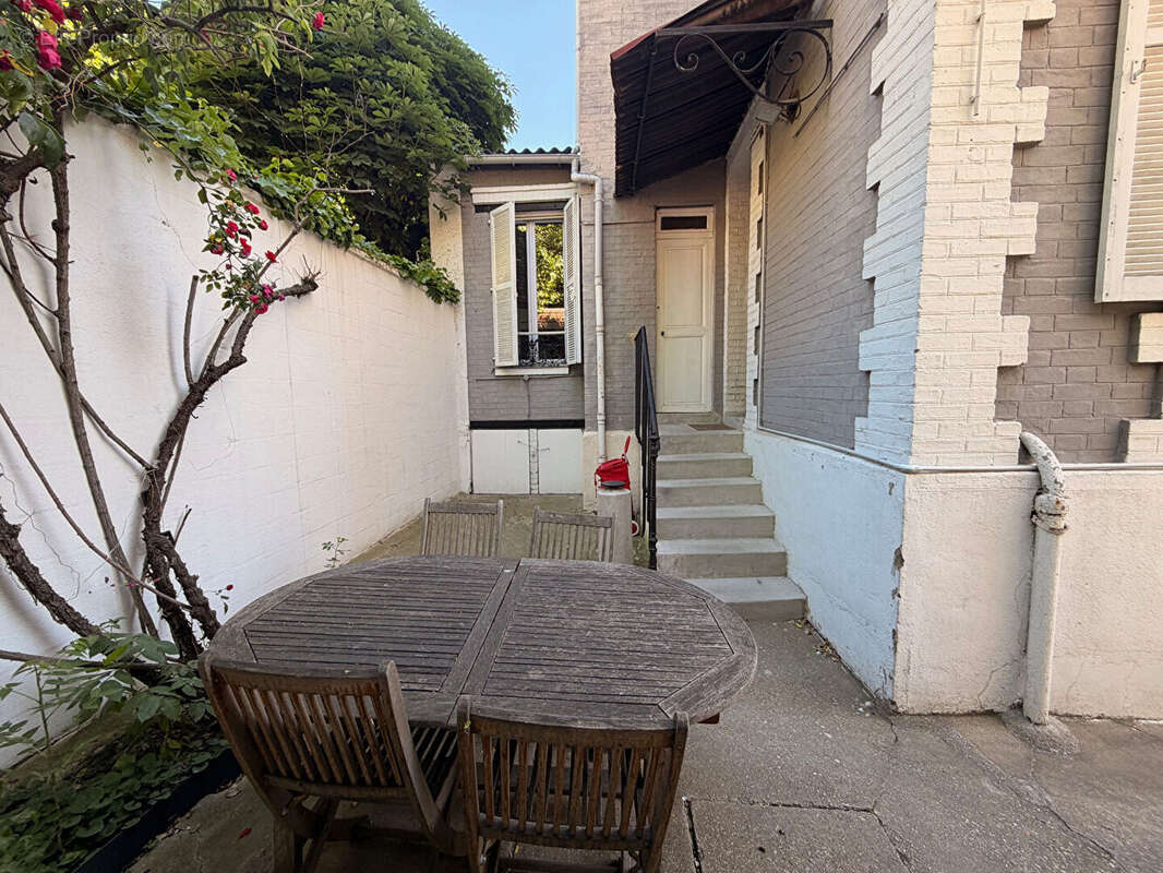 Appartement à ASNIERES-SUR-SEINE