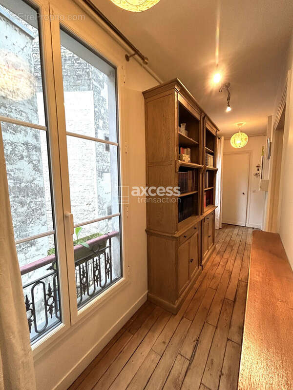 Appartement à PARIS-10E