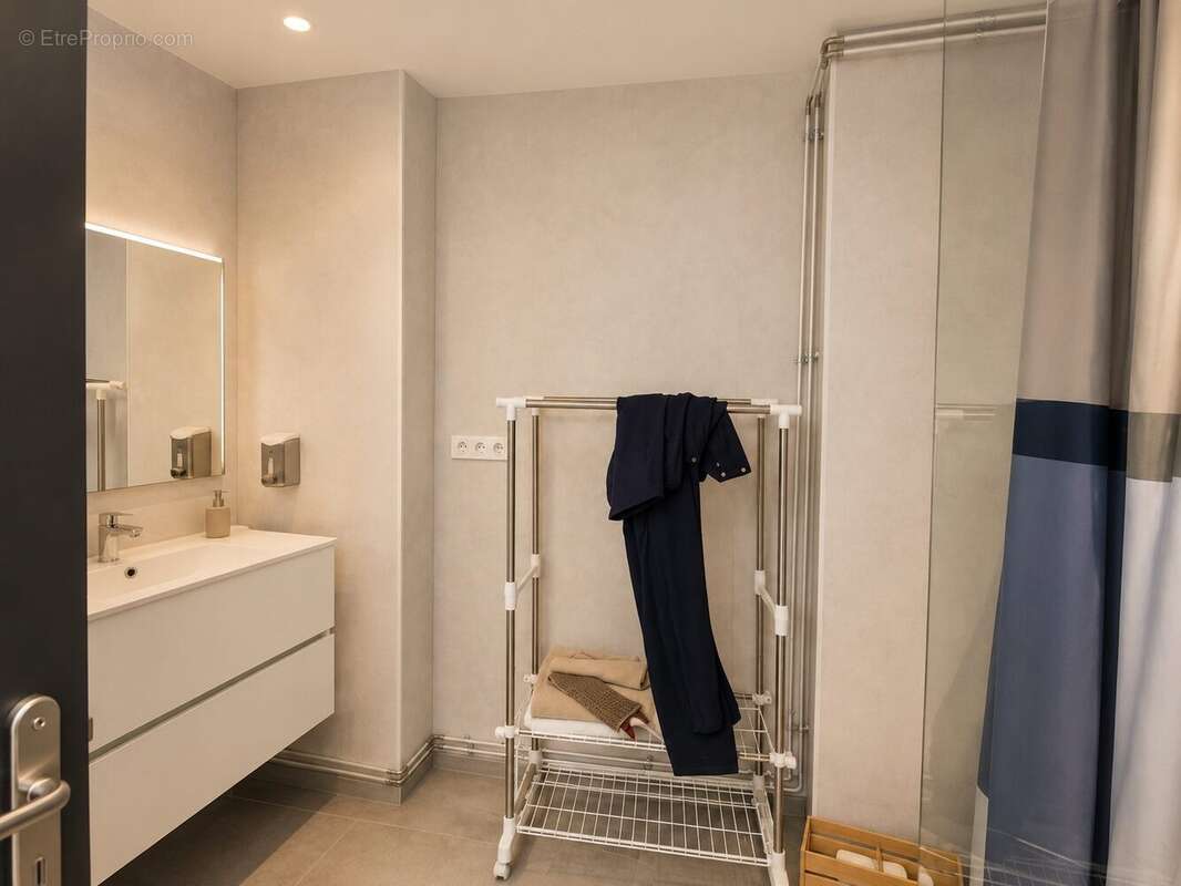 Commerce 26 m² à Nice  - photo 4