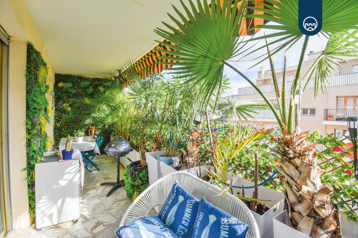 Appartement à LE CANNET