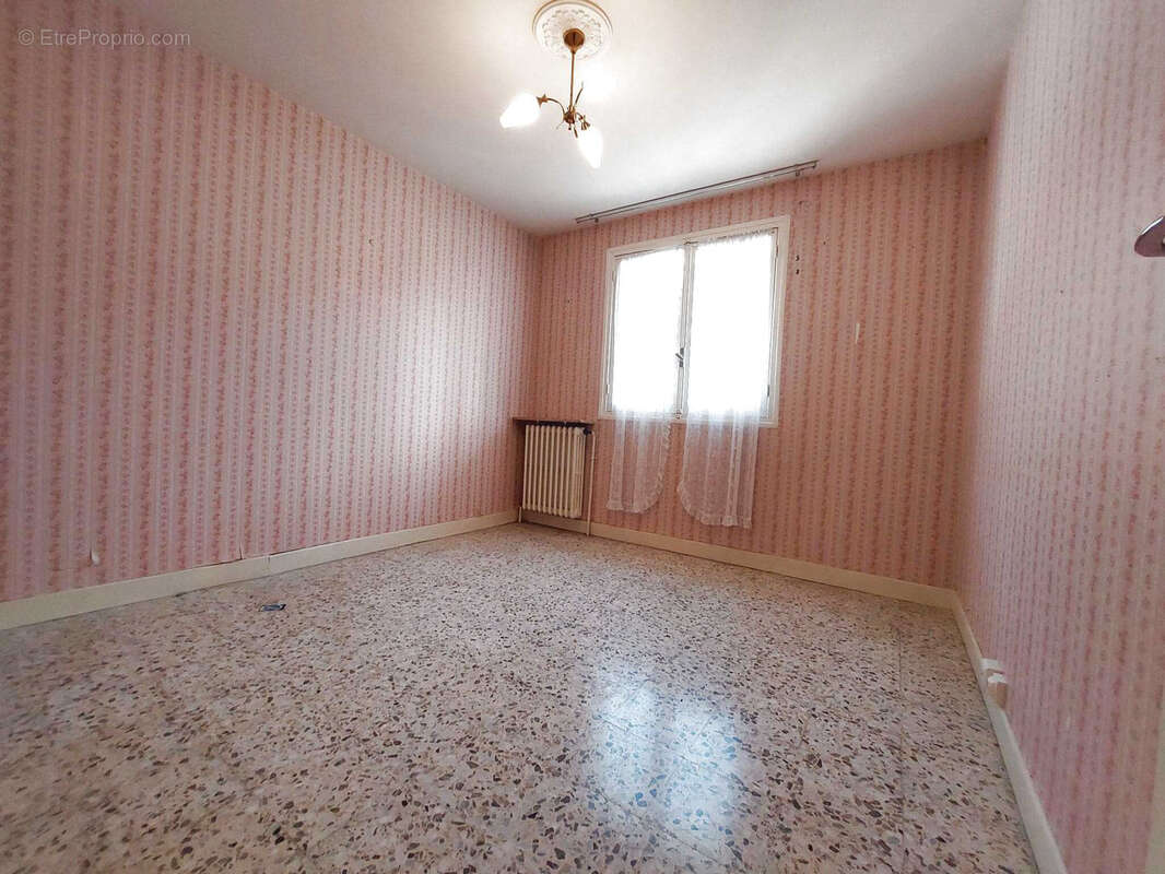 Appartement à BREIL-SUR-ROYA