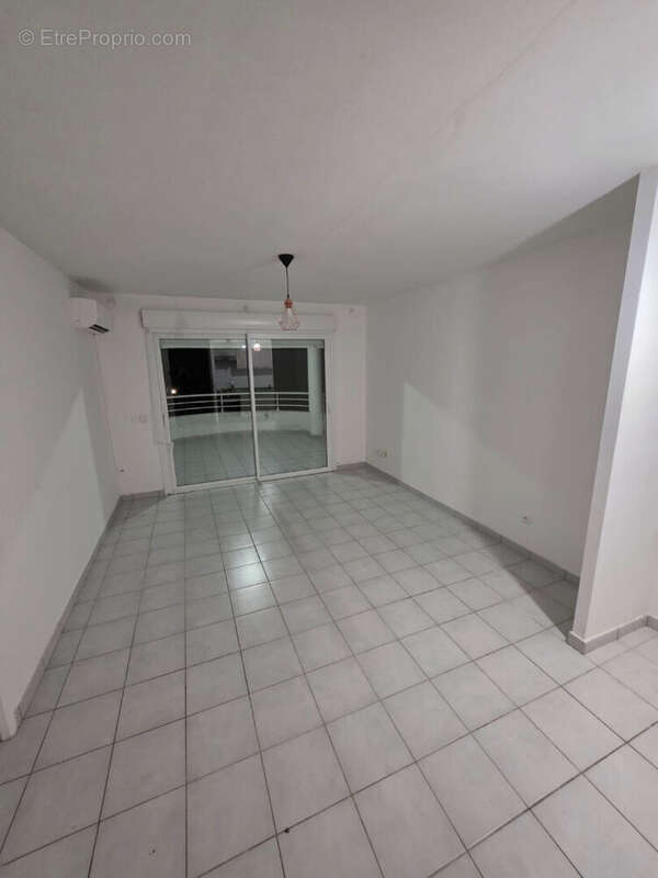 A vendre : Charmant Appartement T2 - 53,37 M2 avec sa terrasse et son jardin privatif - photo 9