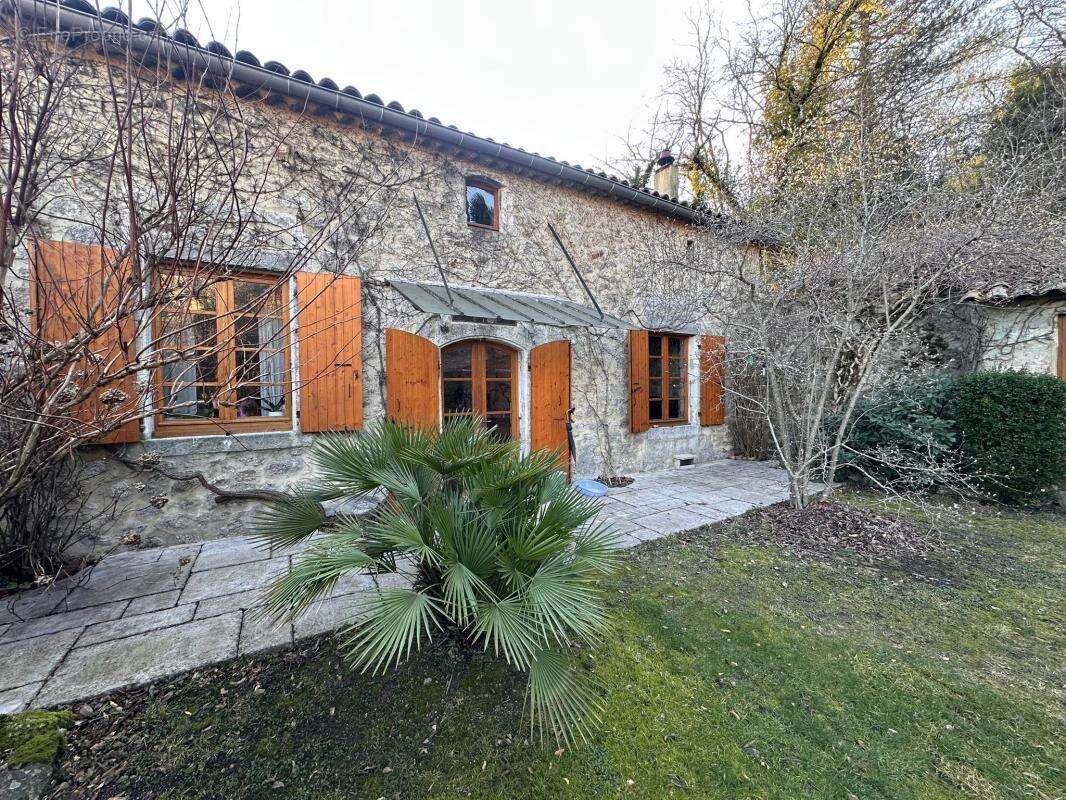 Maison à ROCLES