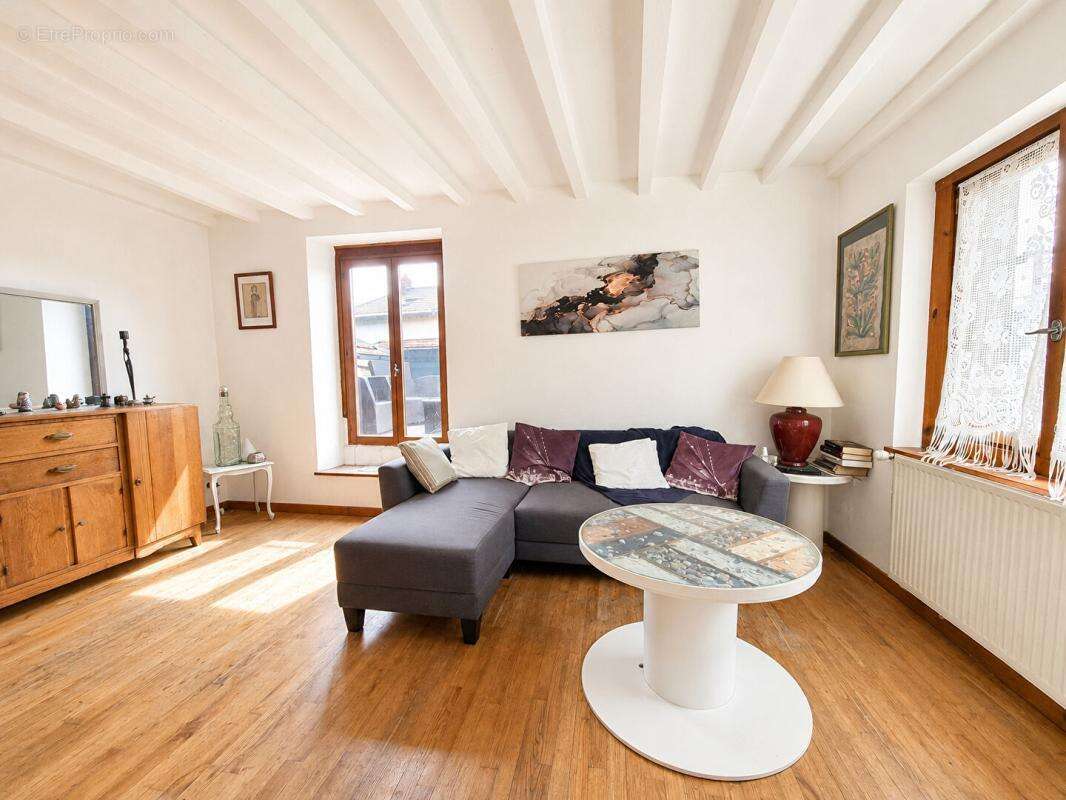 Maison à MESSIMY