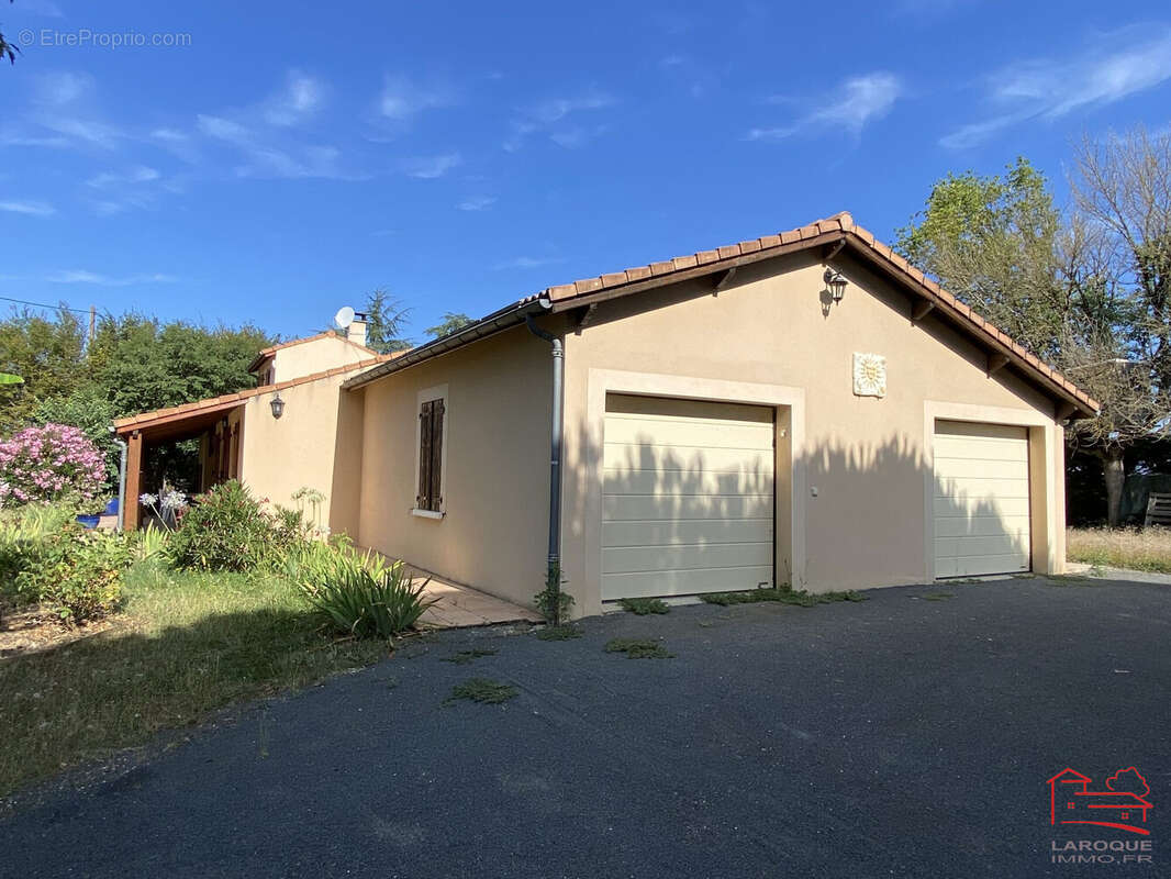 Maison à LAROQUE-TIMBAUT
