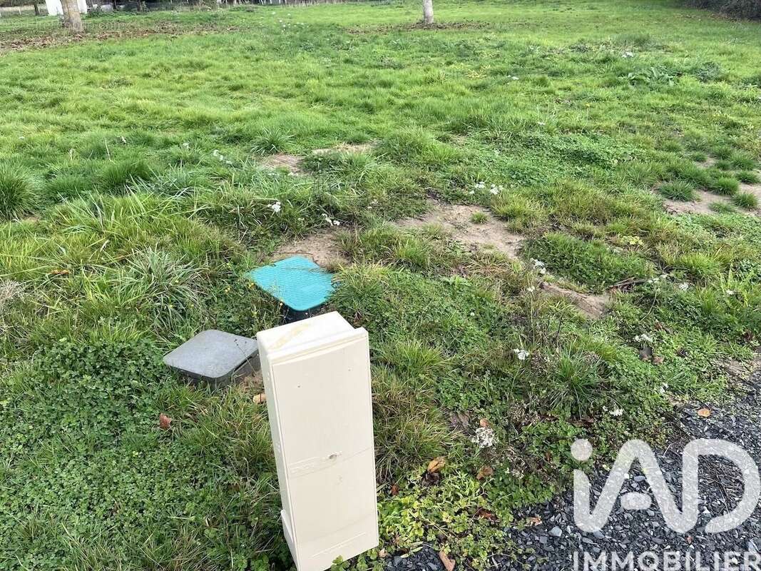 Photo 2 - Terrain à SAINT-MARTIN-AUX-CHARTRAINS