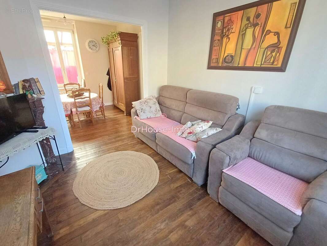 Maison à SAINT-QUENTIN