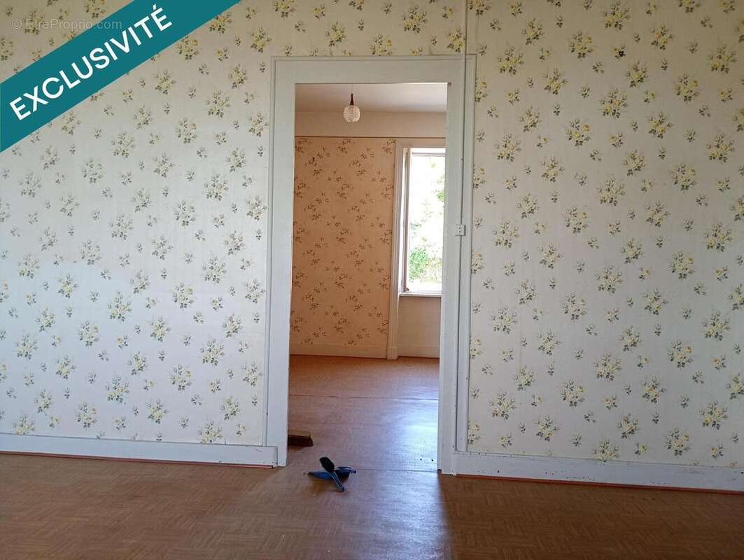Photo 3 - Appartement à PANISSIERES