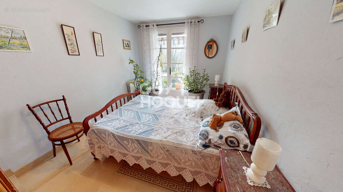 Maison à AOUSTE-SUR-SYE