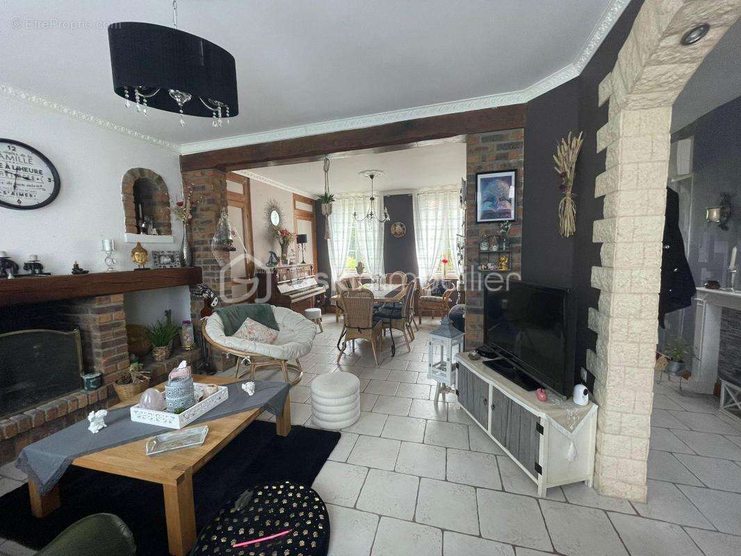 Maison familiale en plein centre de Criquetot l'esneval - photo 3