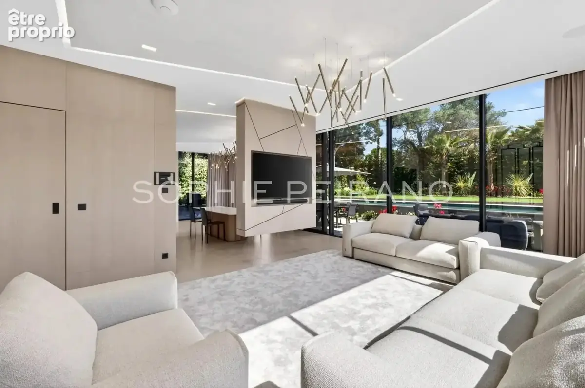 Cap d'antibes -  villa contemporaine dans domaine privé - photo 4