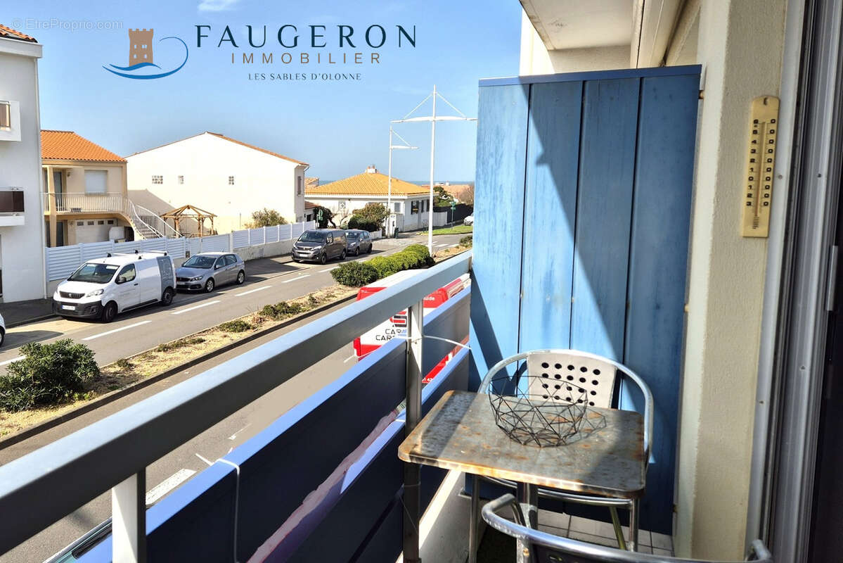 LA CHAUME - Côte Sauvage - Appart T1 bis avec balcon et cave - photo 2