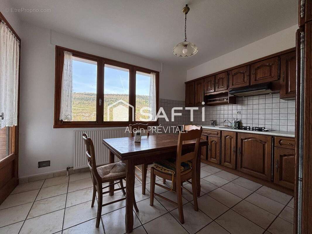 Photo 4 - Maison à BELLIGNAT