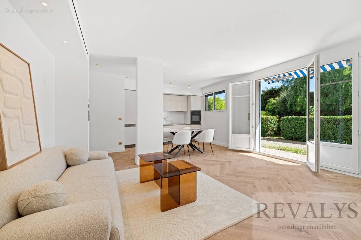 Appartement à BEAULIEU-SUR-MER