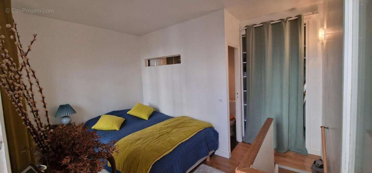 Appartement à PARIS-14E