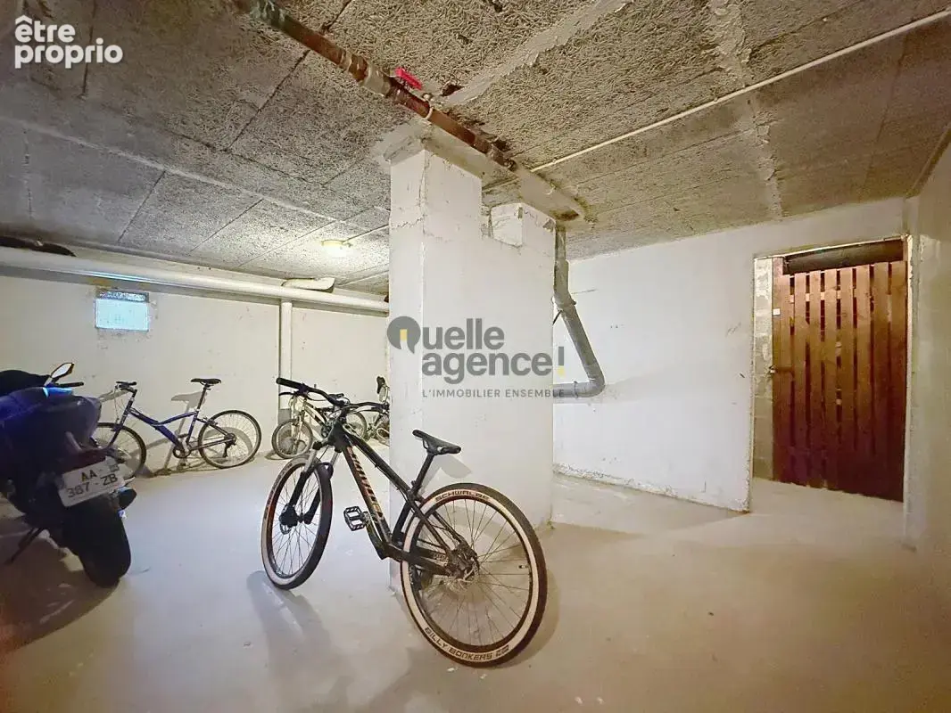 A VENDRE - Appartement BREST Rue de Champagne - Lumineux avec balcon fermé et vue boisée - photo 15
