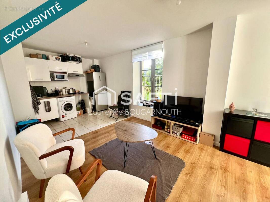 Photo 1 - Appartement à ROQUEMAURE