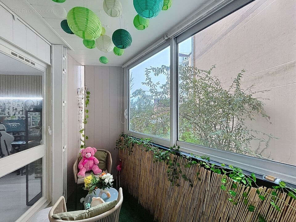 Appartement à CORBEIL-ESSONNES