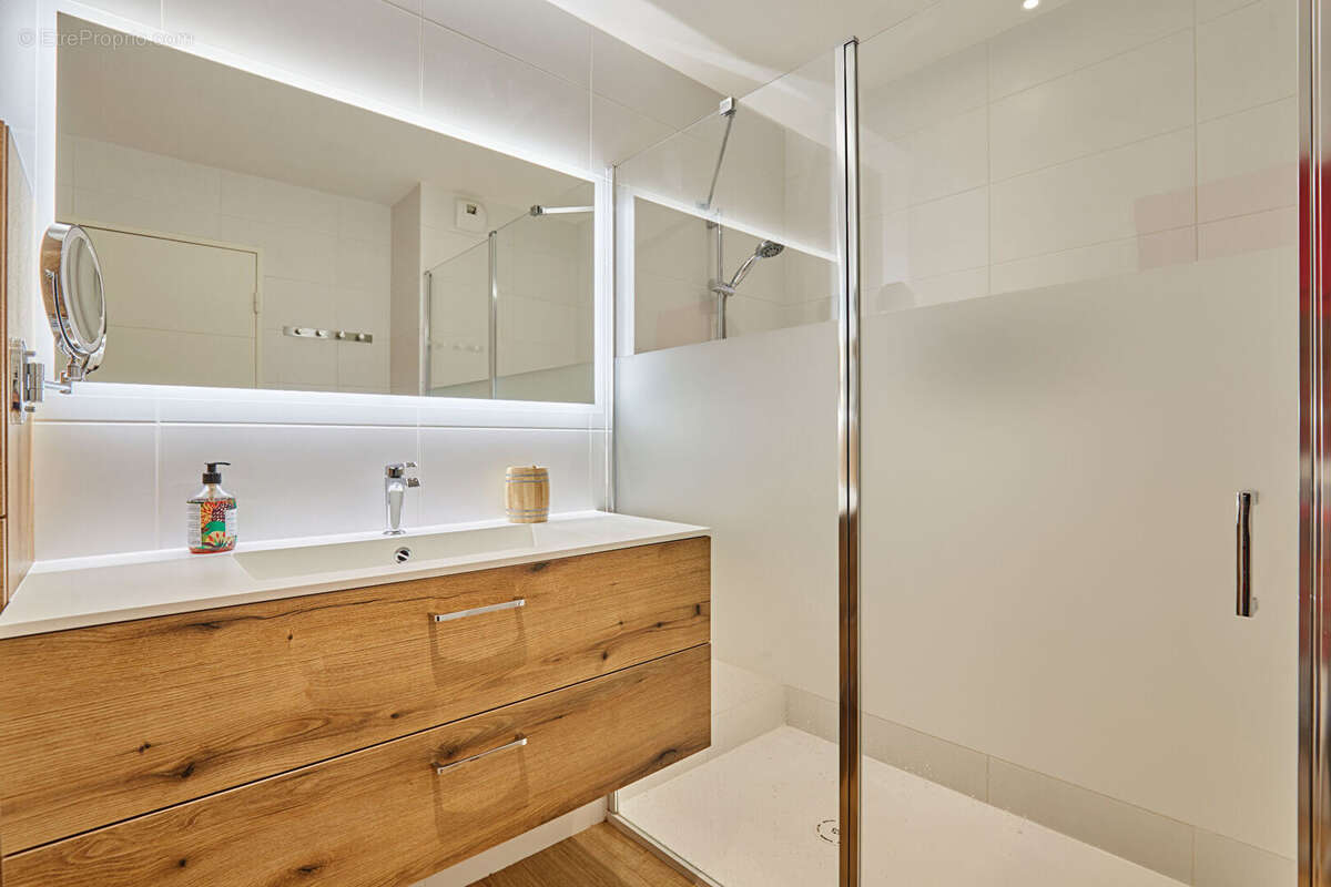 Appartement à SAINT-CANNAT