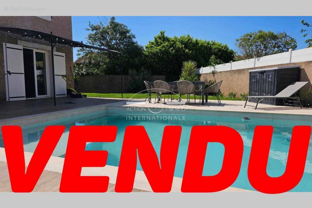 Maison à SAINT-MARTIN-DE-CRAU