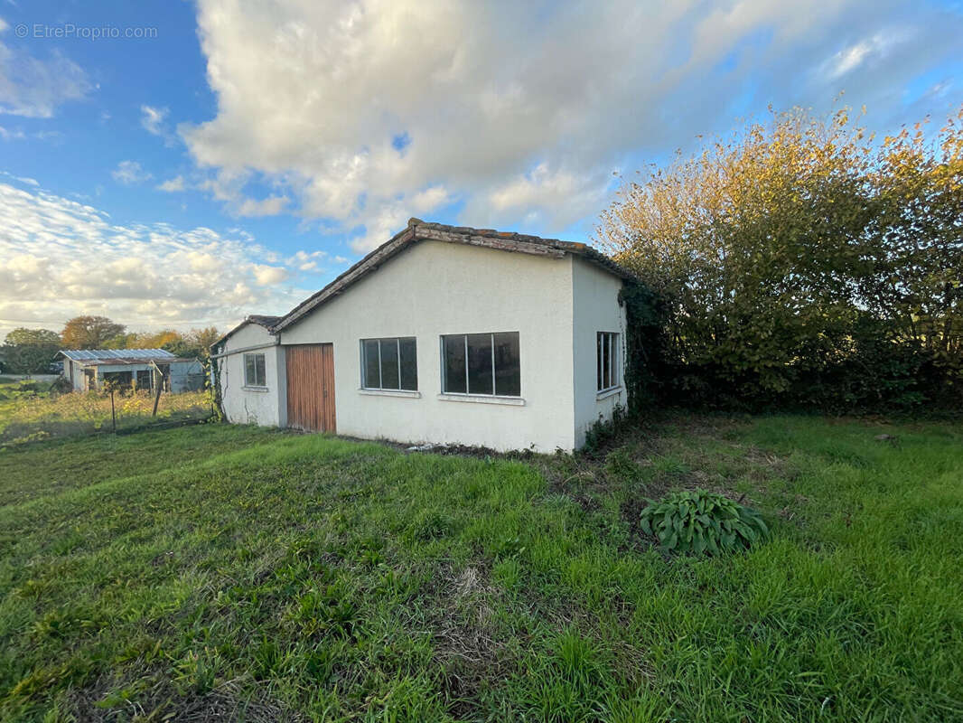 Maison à SAINT-SYLVESTRE-SUR-LOT