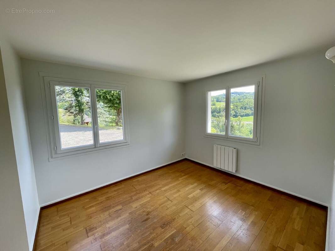 Maison 137 m² à Frangy  - photo 7