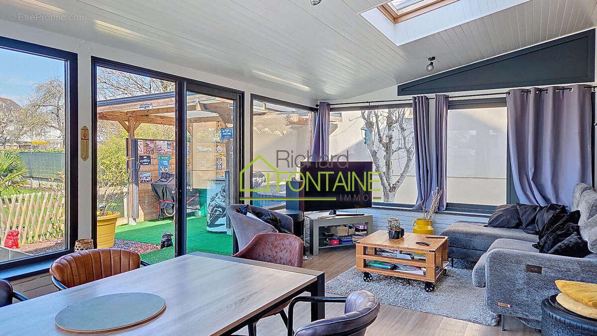 Maison à CHARTRES-DE-BRETAGNE