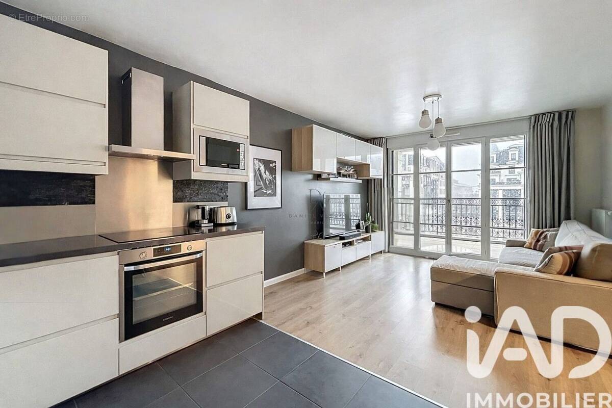 Photo 1 - Appartement à CLAMART