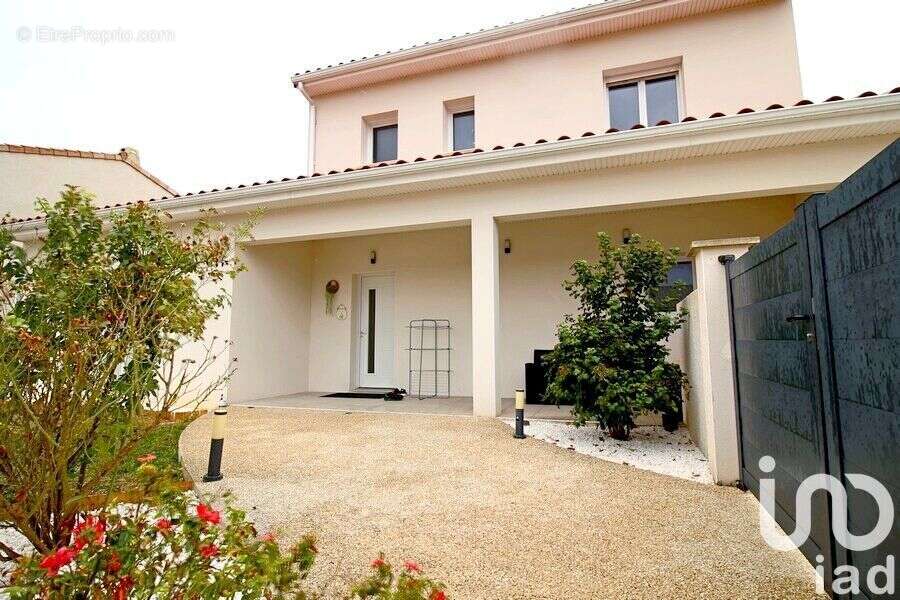 Photo 2 - Maison à CHATUZANGE-LE-GOUBET