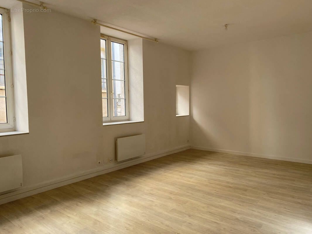 Appartement à ROMANS-SUR-ISERE