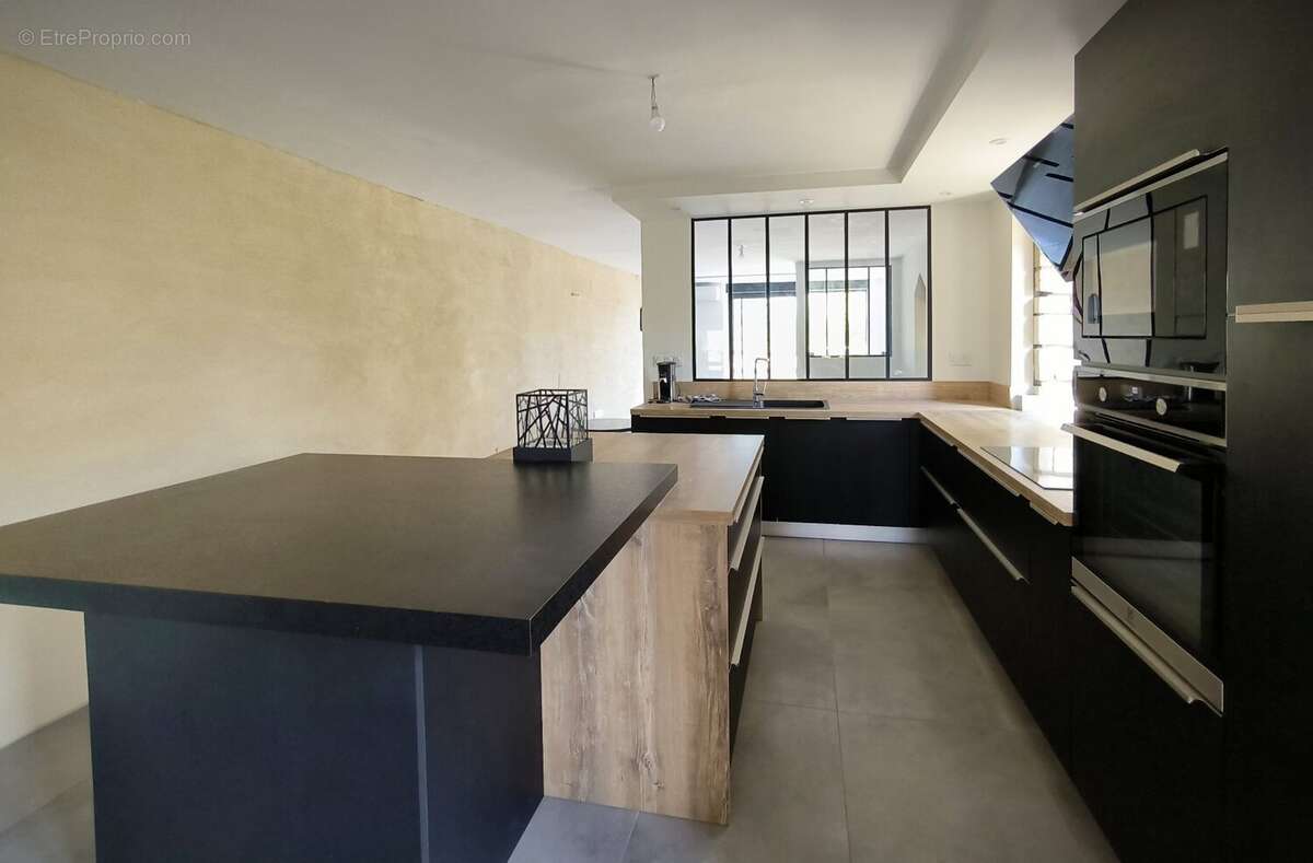 Maison à UZES