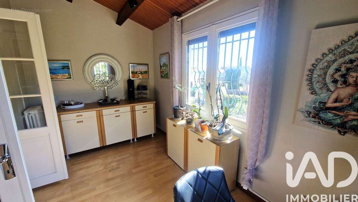 Maison 274 m² à Saint-Nazaire  - photo 8