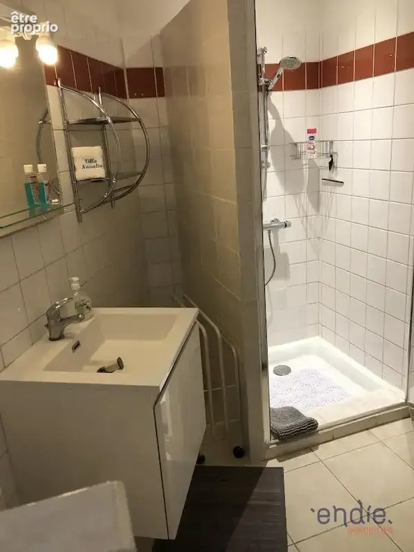 LORGUES Propriété composée de 4 logements avec vue imprenable - photo 11