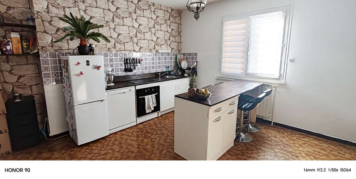 Maison à LE CRESTET