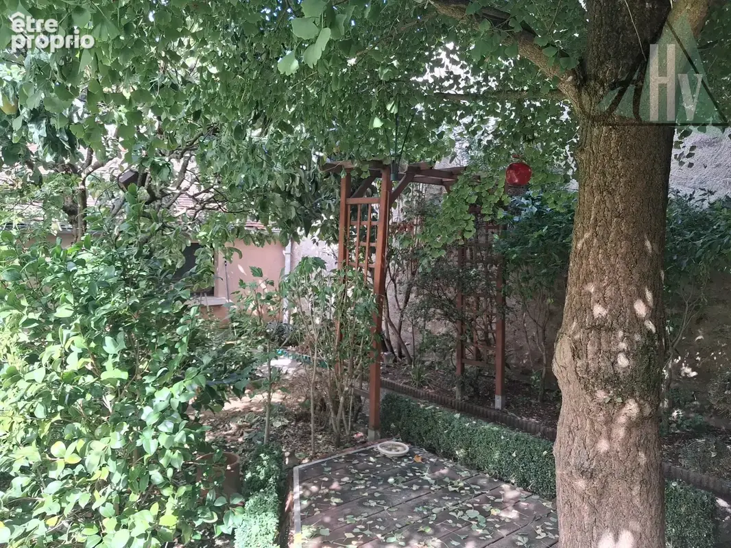 Maison de caractère au cœur de Nangis avec jardin clos - photo 2