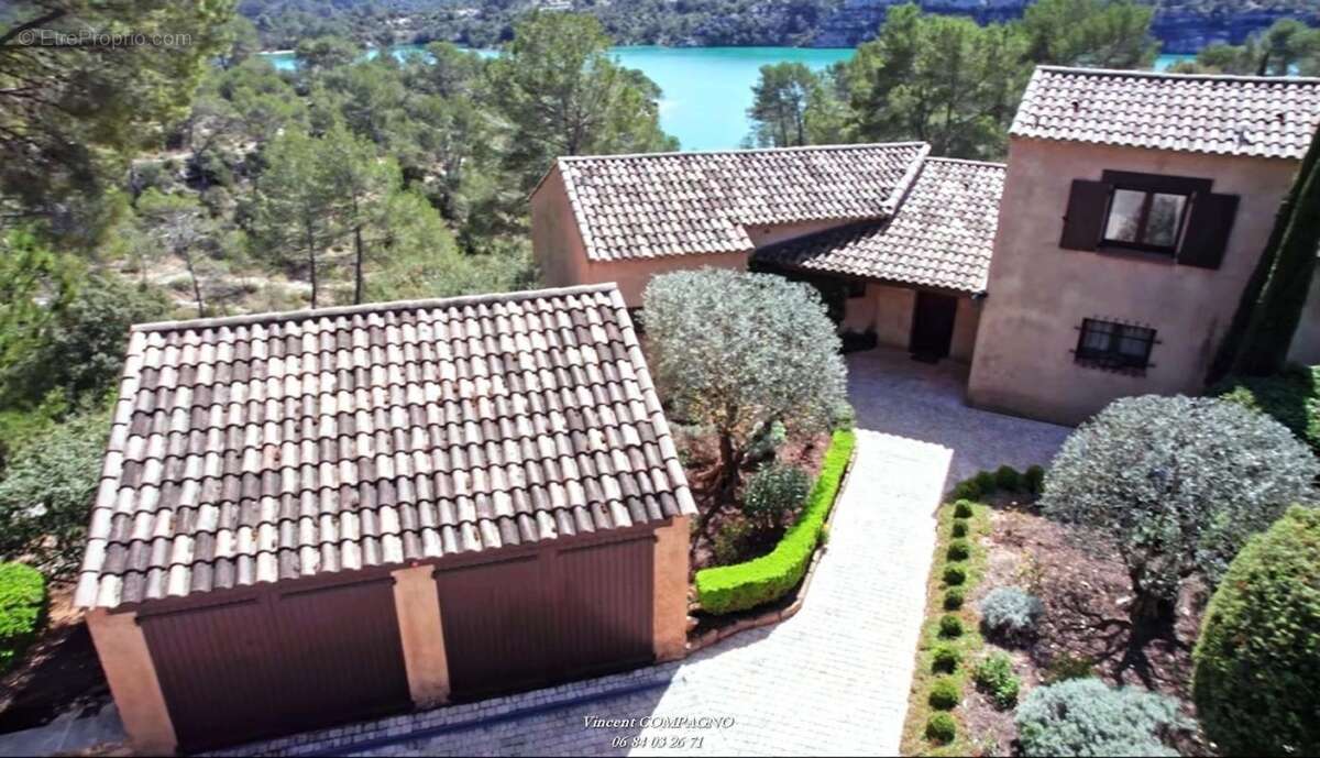 Maison à ESPARRON-DE-VERDON