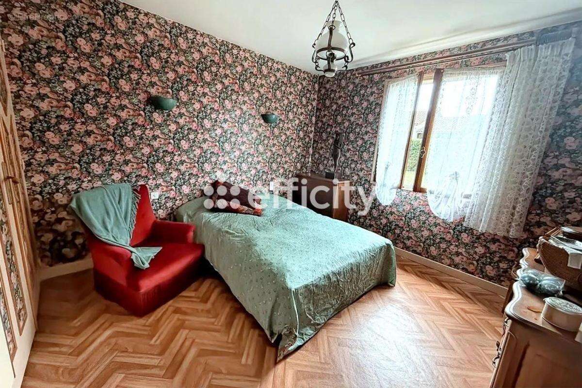 Maison à VERTEUIL-SUR-CHARENTE